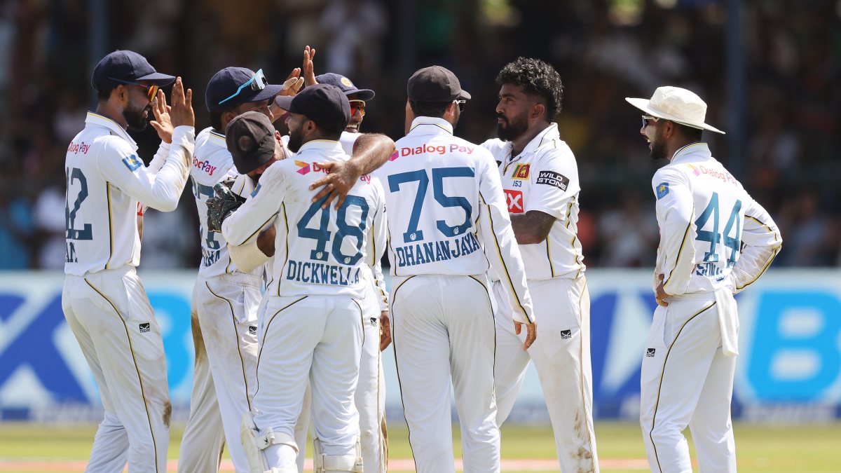 Sri Lanka's Fernando celebrates Gill's wicket on day 1 of 2nd Test