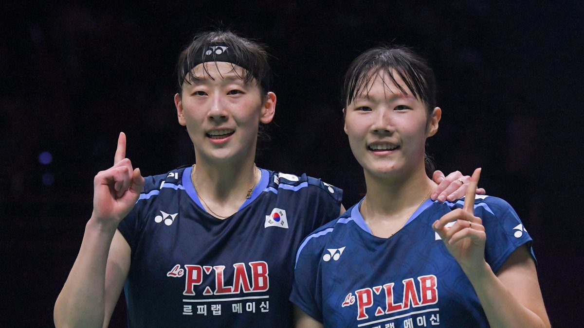 Korea wins women's doubles final at BWF Worlds in New Delhi