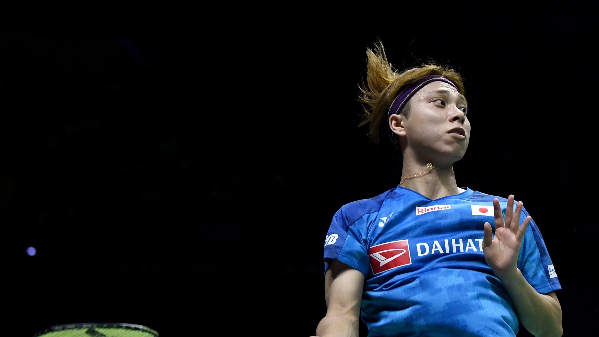 Japan's Naraoka wins BWF World Championships men's singles final