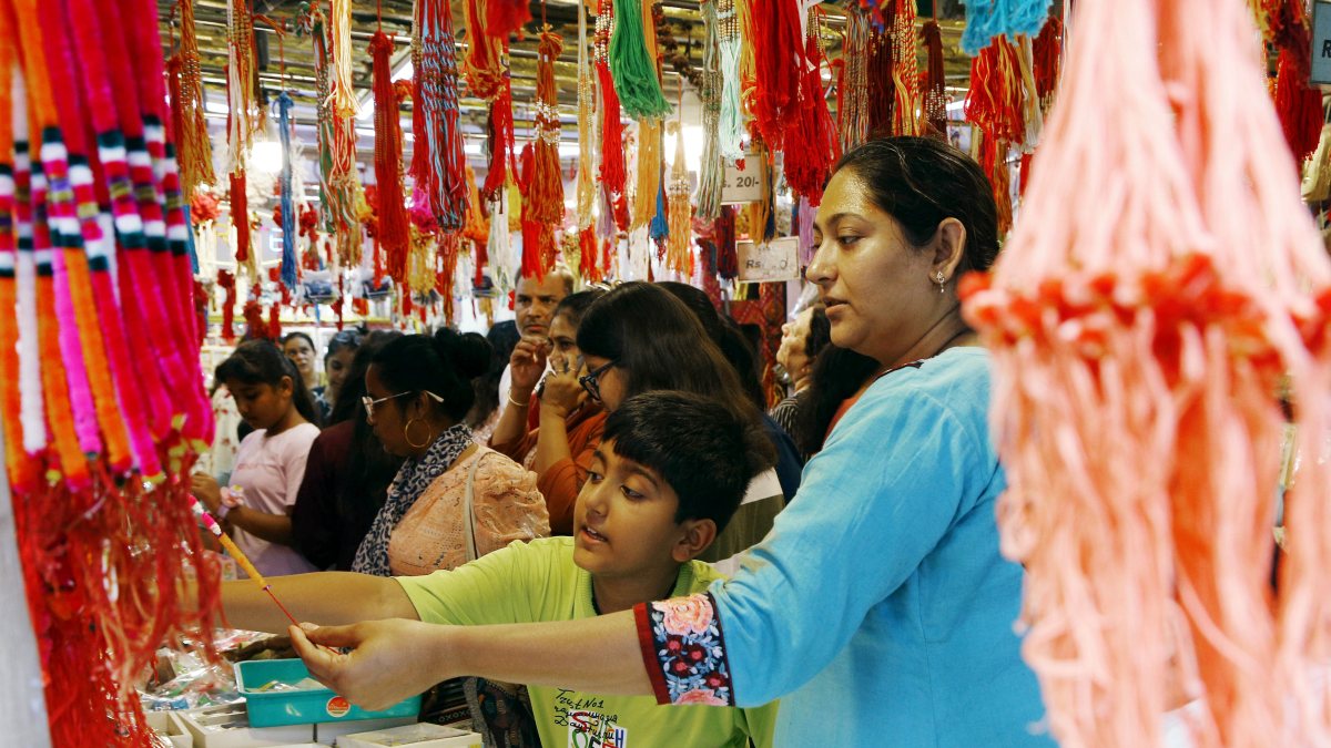 Ahmedabad markets bustle with shoppers ahead of Raksha Bandhan