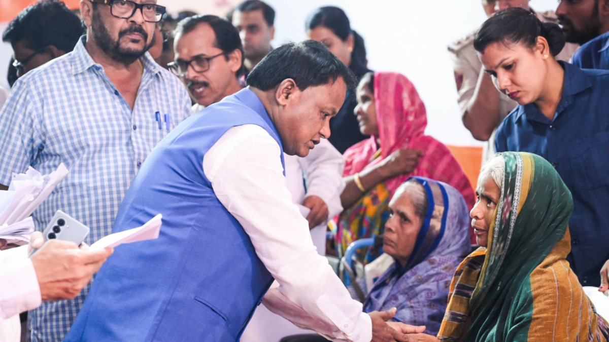 Odisha CM listens to citizen grievances at Janta Darbar