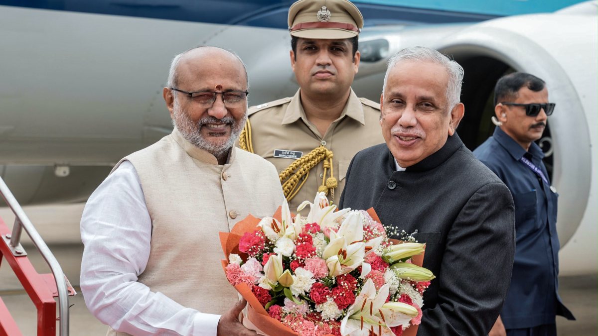 VP Radhakrishnan receives warm welcome at Vijayawada airport