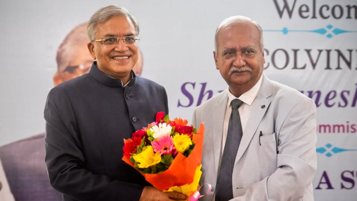 CEC felicitated at alma mater during Lucknow visit
