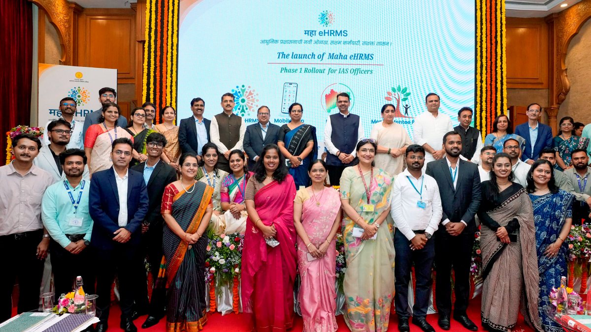 Fadnavis launches Maha eHRMS digital HR system in Mumbai