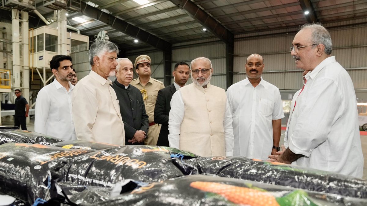 VP Radhakrishnan visits popcorn factory in Eluru