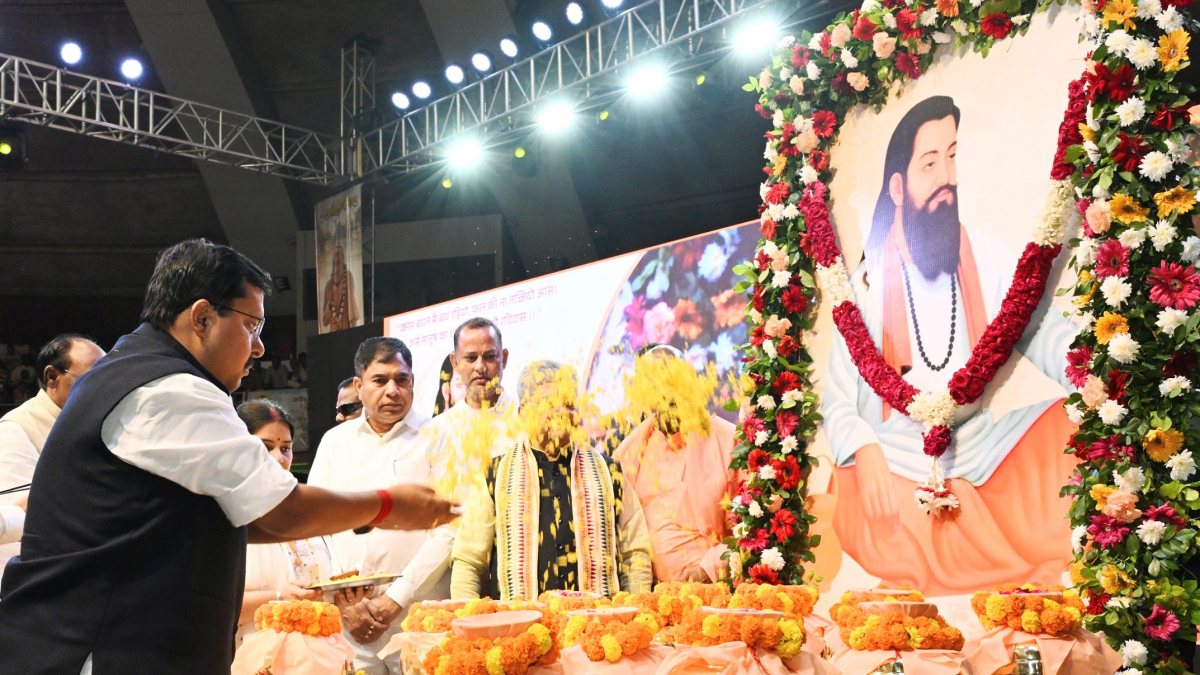BJP chief pays tribute at Sant Ravi Das 650th birth anniversary event
