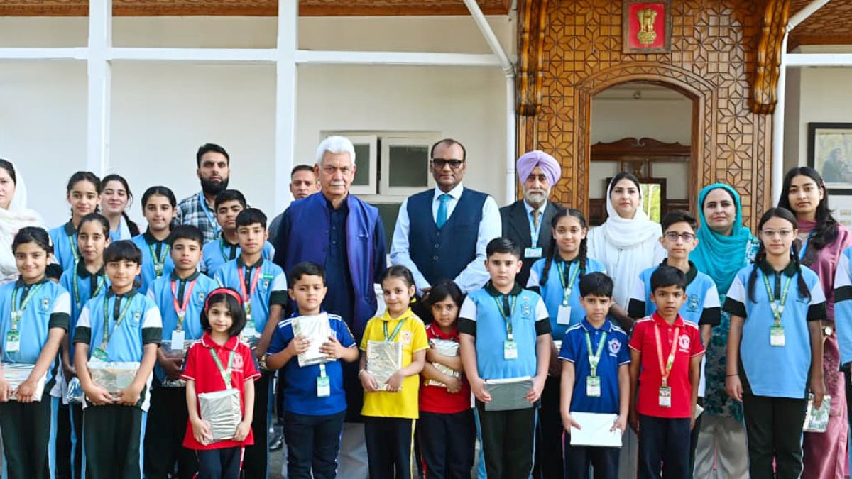 LG Sinha celebrates Raksha Bandhan with students in Srinagar