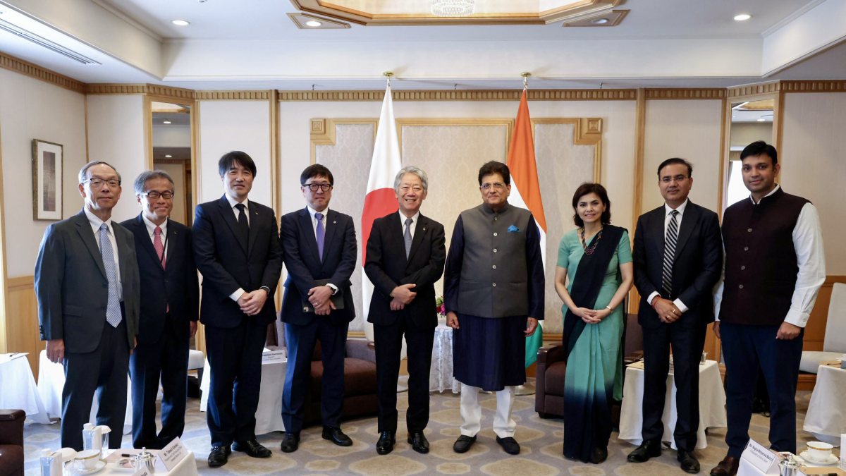 Goyal meets Kawasaki Heavy Industries CEO in Tokyo