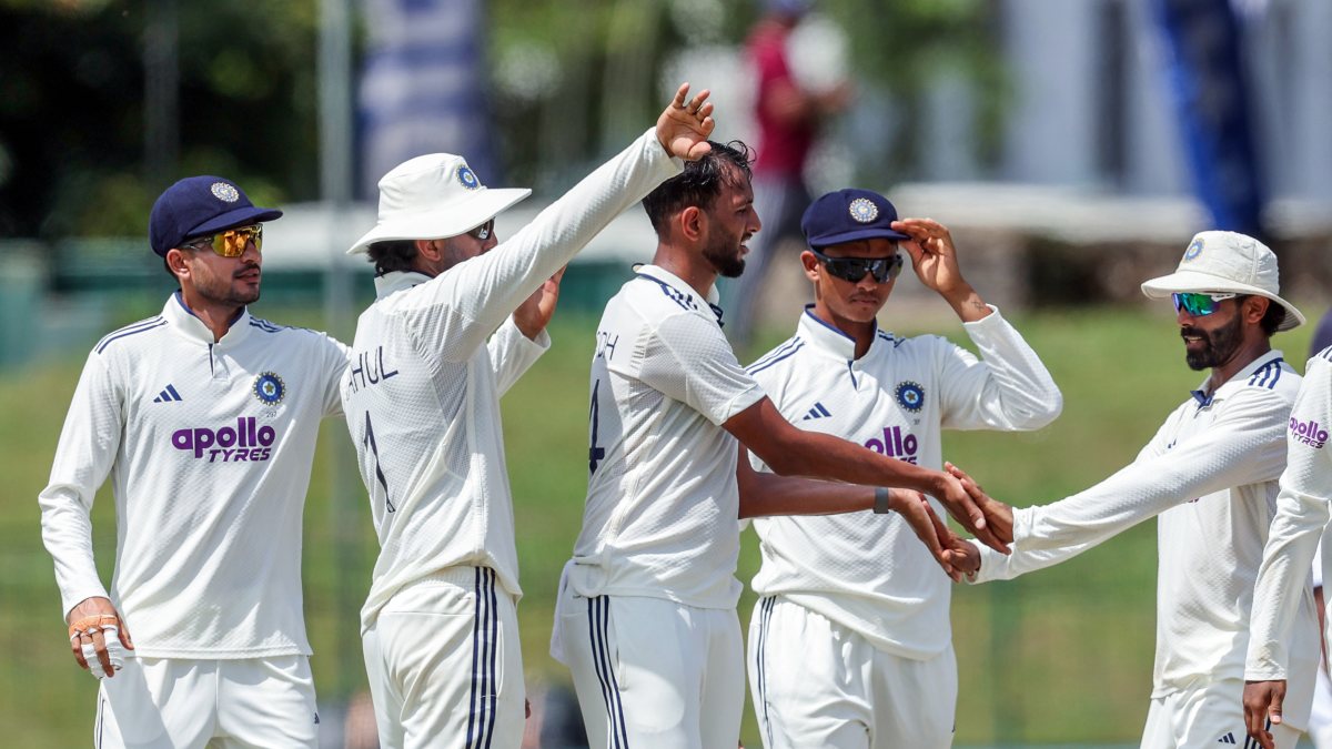 India celebrates wicket on day three of second Test in Colombo