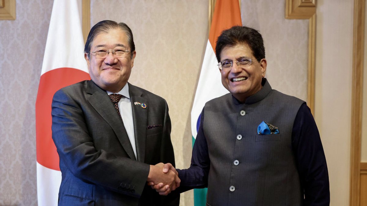 Piyush Goyal meets Mitsui & Co. chief in Tokyo