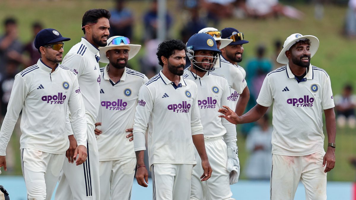 India's Jadeja celebrates wicket on day three of second Test