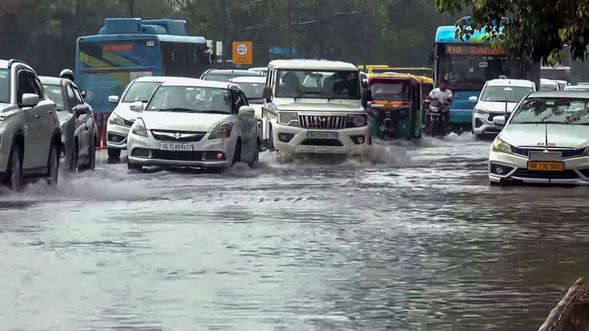 Heavy rain waterlogs roads near Central Secretariat Metro Station