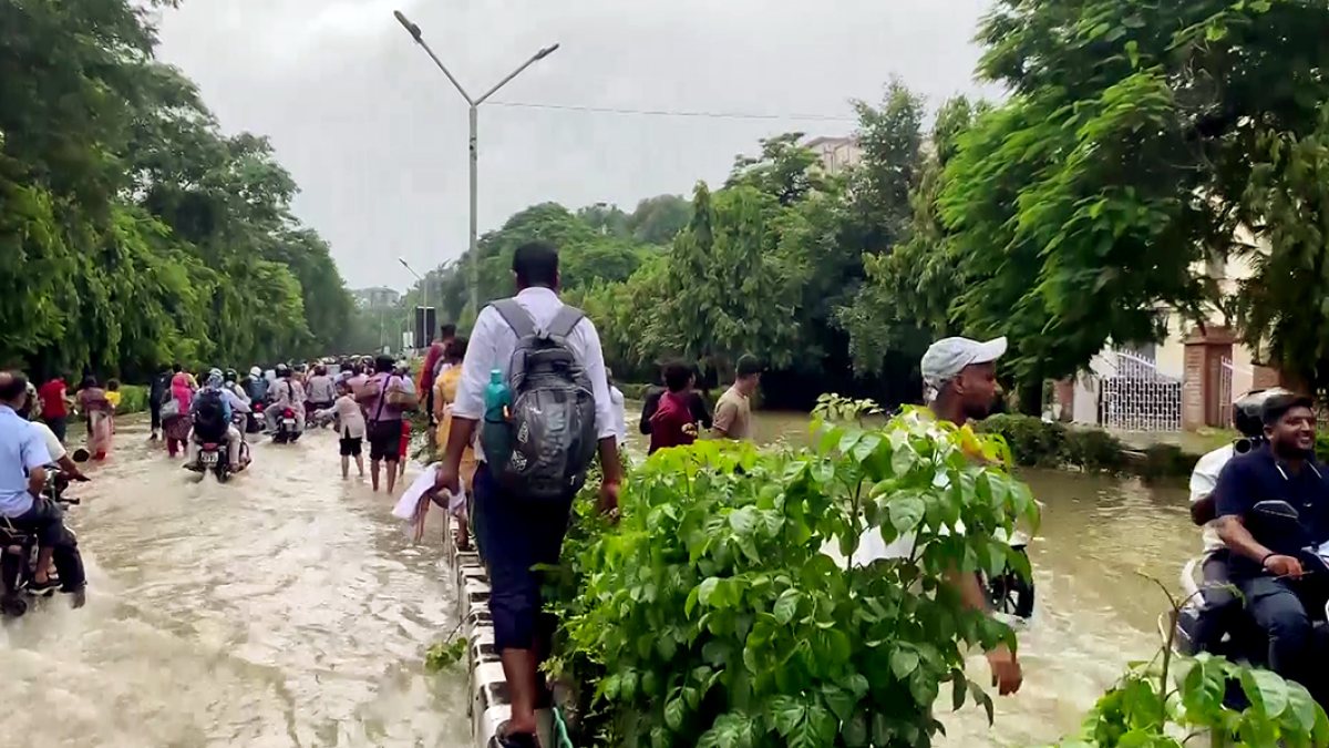 Varanasi streets waterlogged after heavy rainfall near BHU hospital