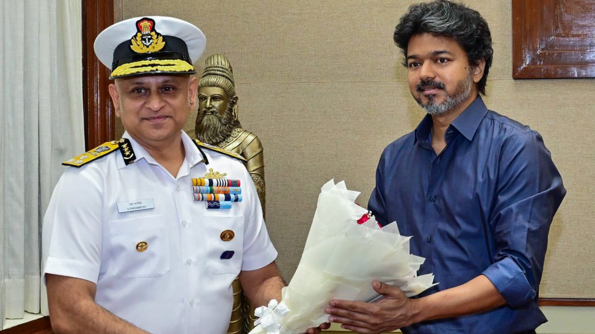Indian Coast Guard chief meets Tamil Nadu CM in Chennai