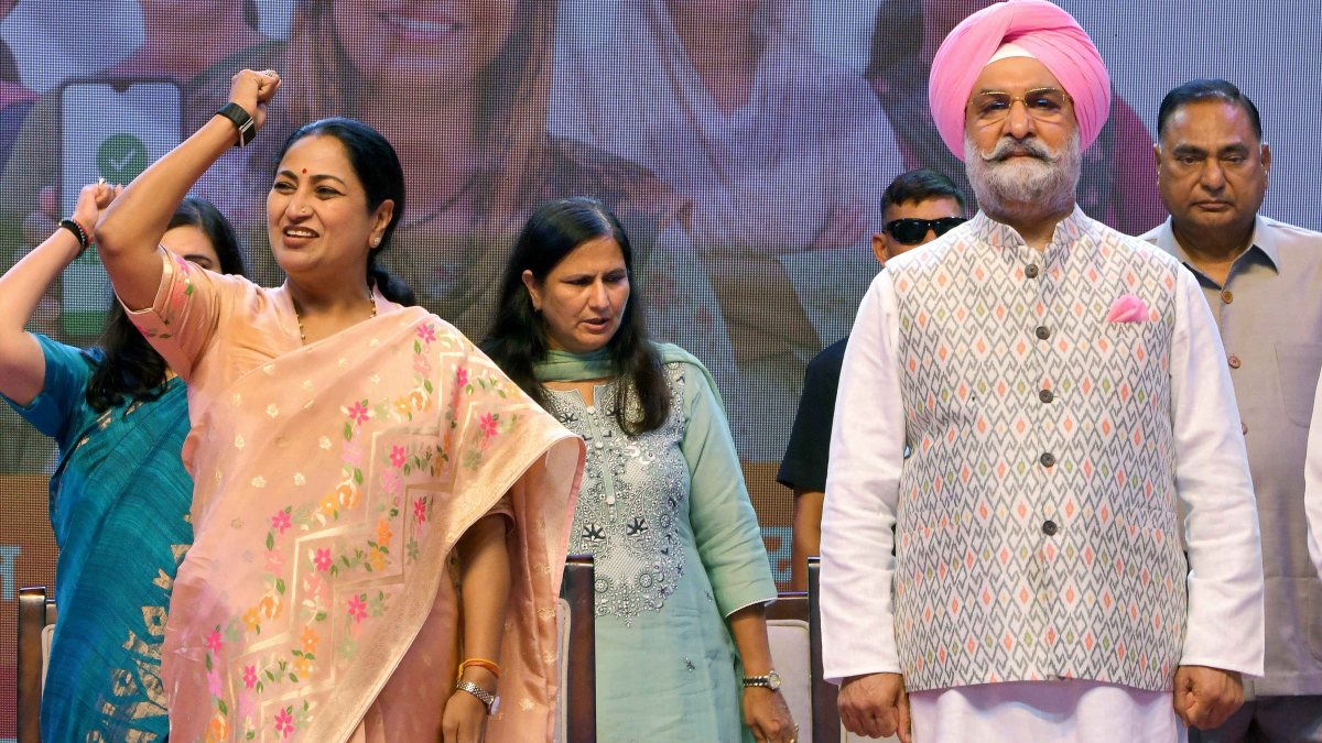 Delhi launches Lakshmi Yojana at Talkatora Stadium