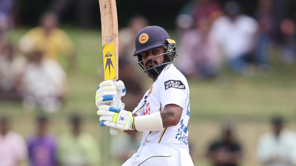 Sri Lanka's Sooriyabandara plays shot on day 4 of 2nd Test
