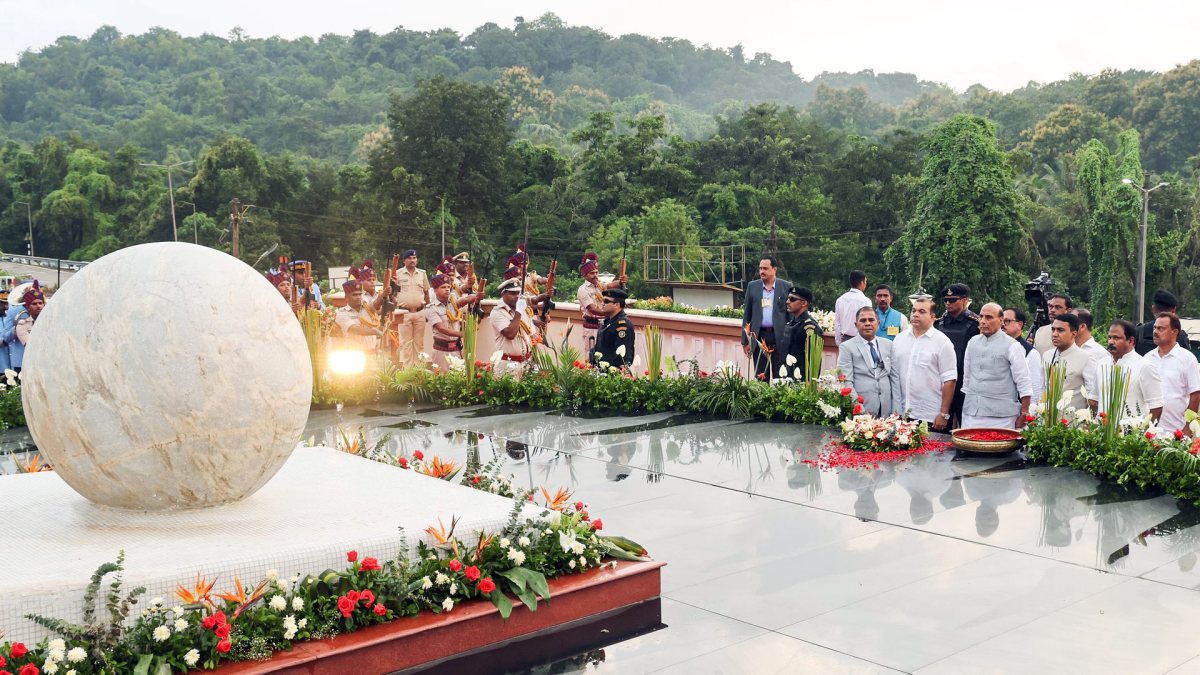 Rajnath Singh inaugurates Hutatma Smruti Smarak in North Goa