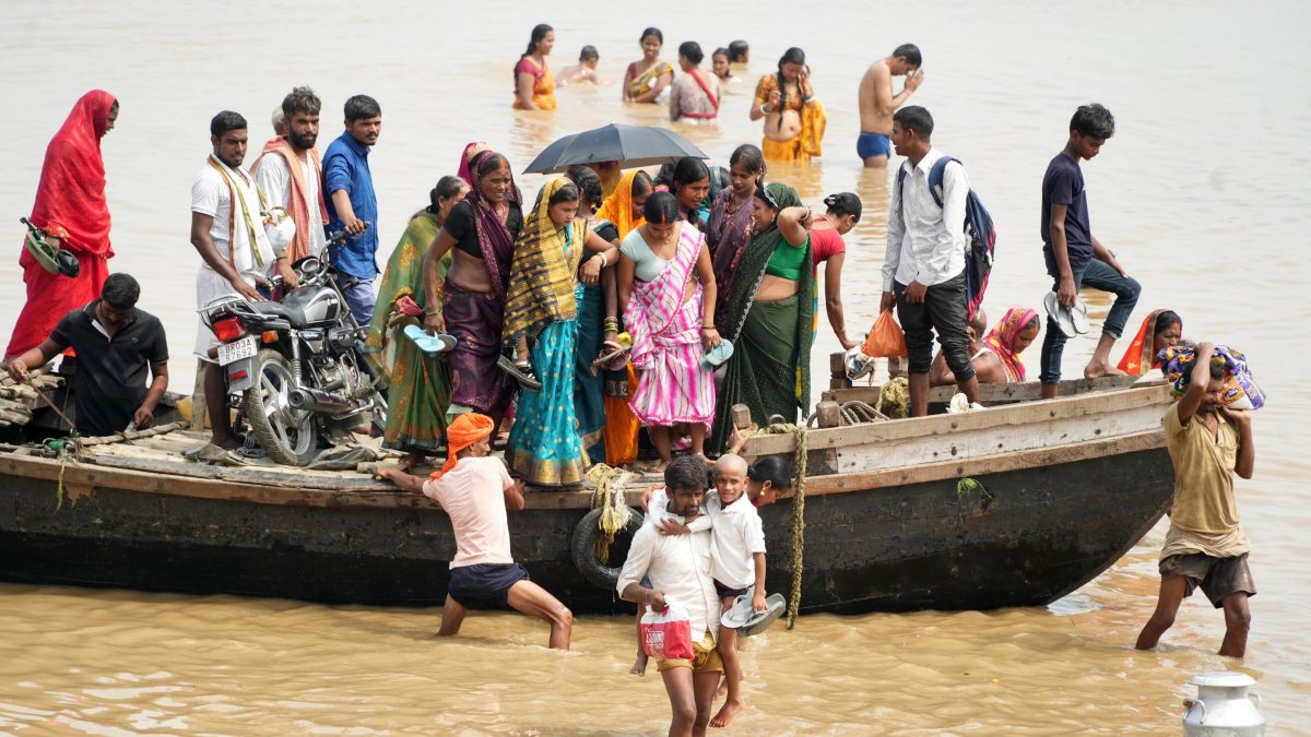 Bihar flood victims evacuated by boat as Ganga swells