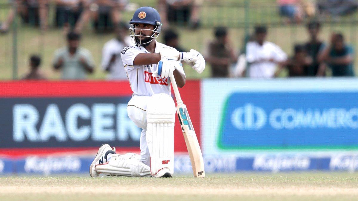 Sonal Dinusha in action on day five of second Test