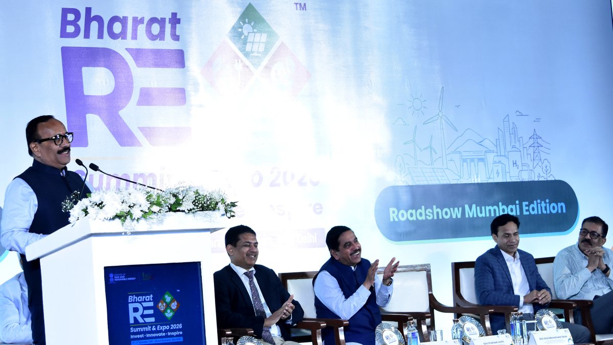 Maharashtra minister promotes renewable energy summit in Mumbai
