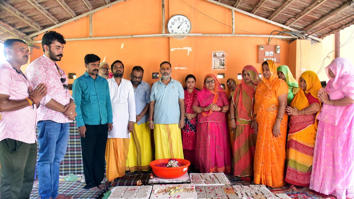 Prayers in Bikaner for missing Kailash Mansarovar pilgrims