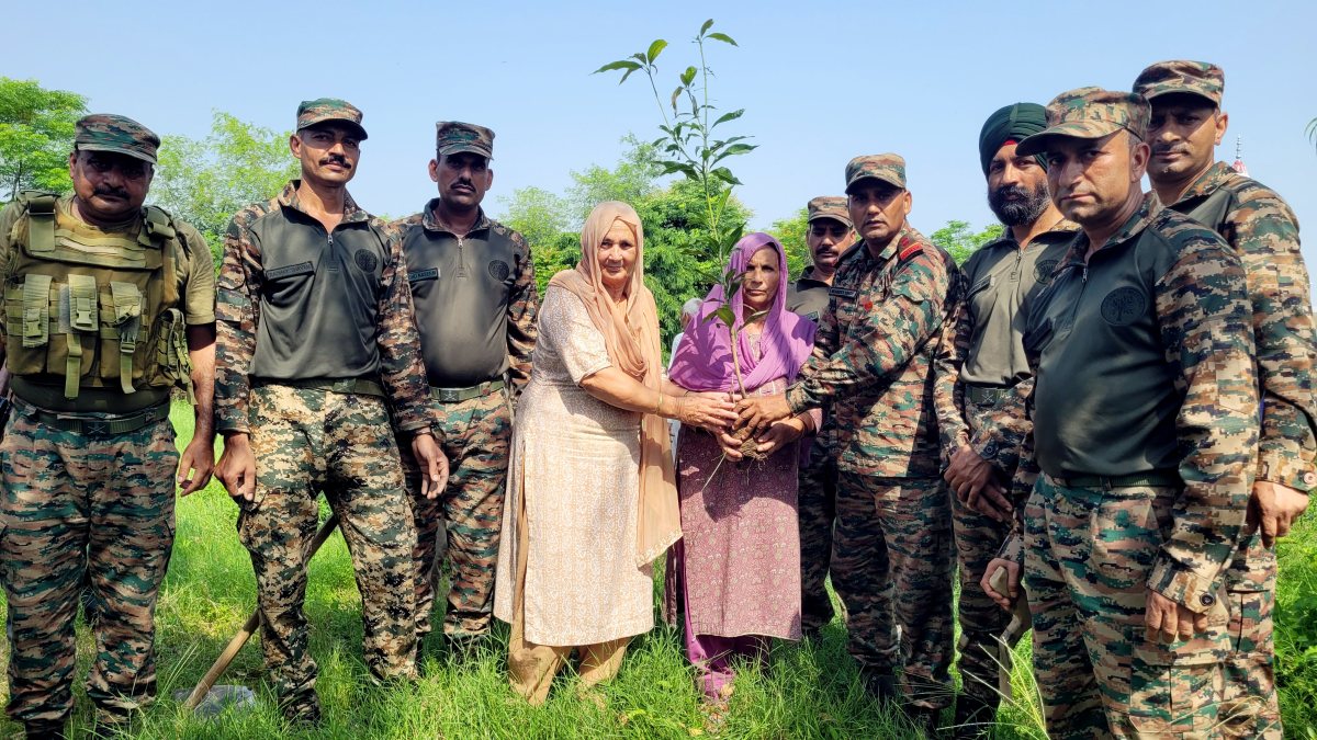 Indian Army Territorial Army conducts plantation drive in Samba village