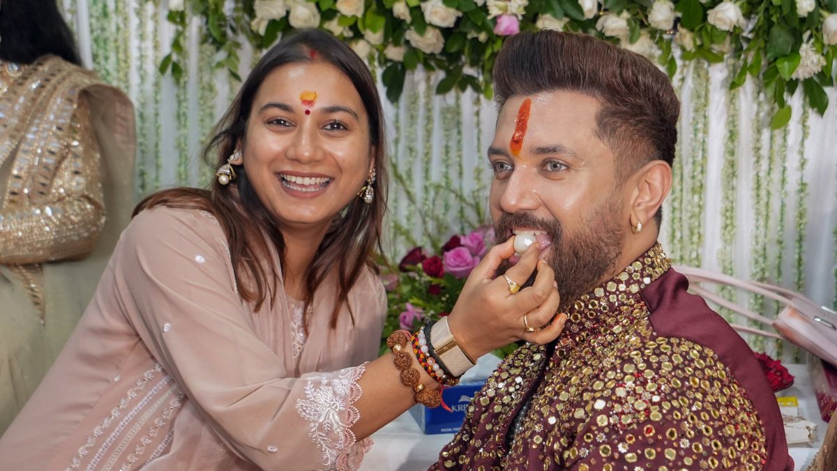 Chirag Paswan celebrates Raksha Bandhan with sister in Patna