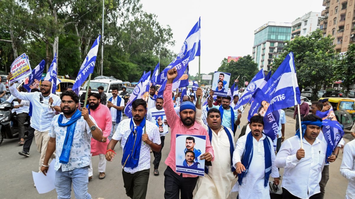 Azad Samaj Party holds rights march in Patna over paper leak