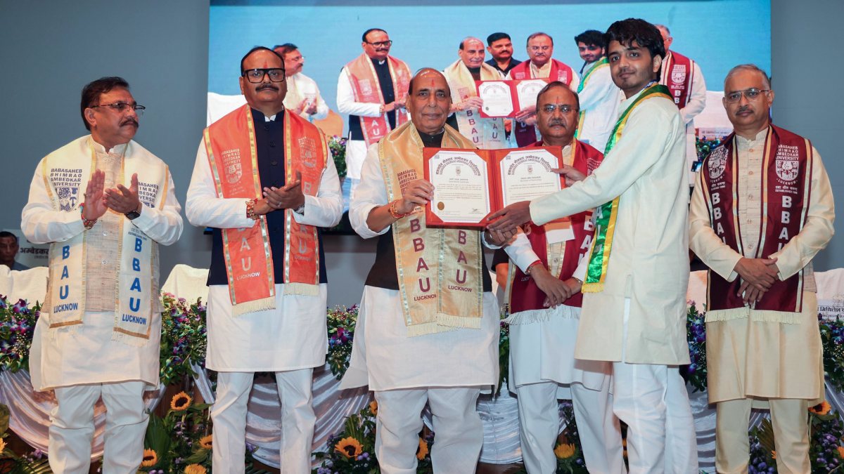 Rajnath Singh confers degree at Ambedkar University convocation