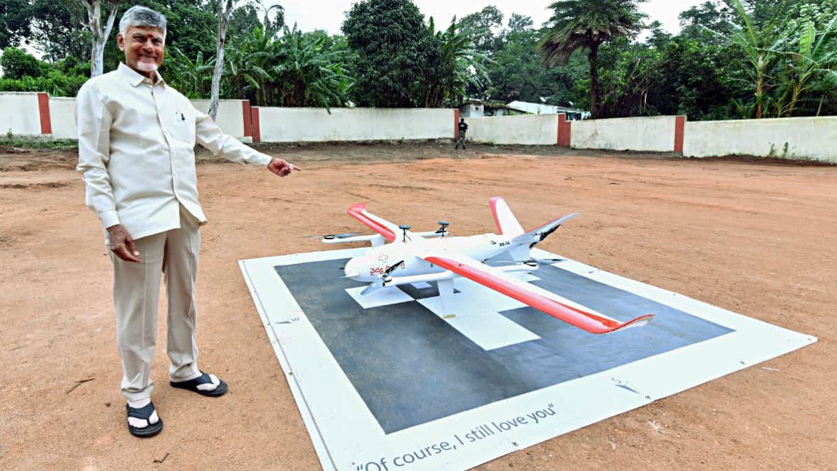 AP CM reviews drone project for emergency medicine delivery