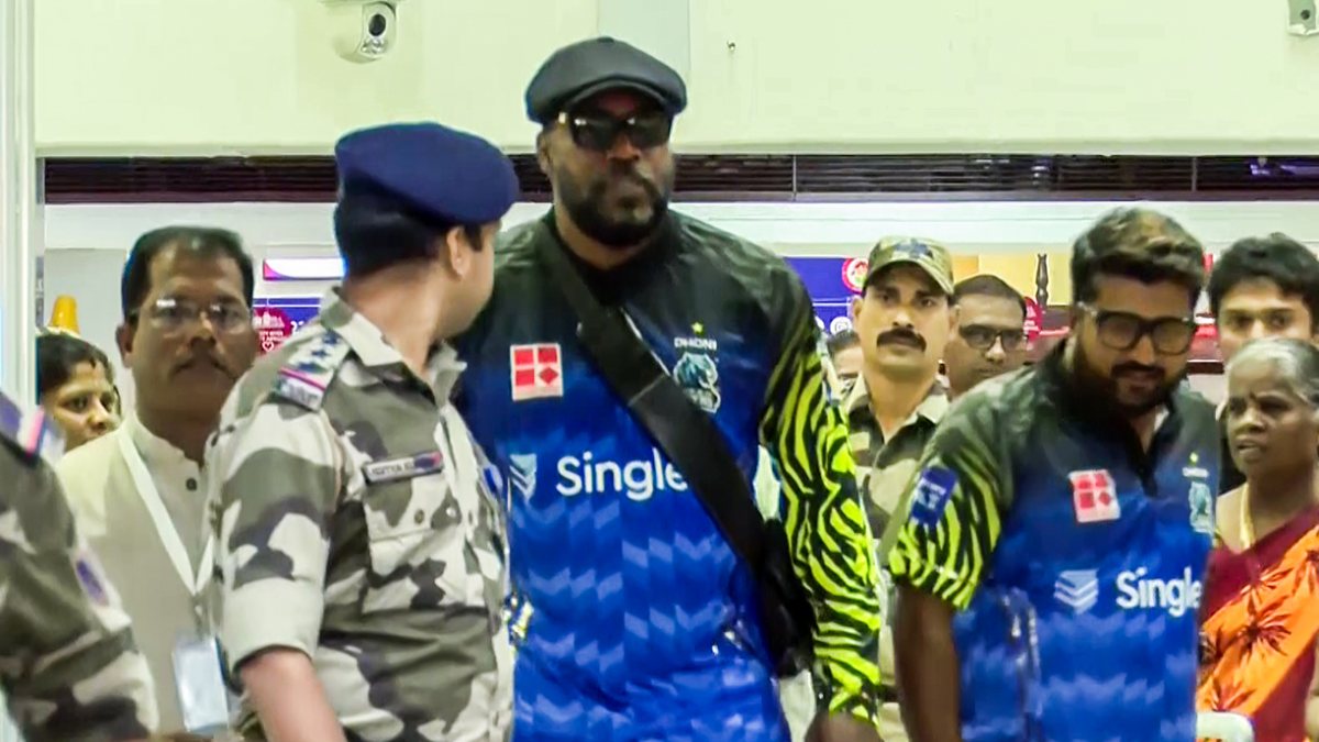 Chris Gayle arrives in Thiruvananthapuram for Kerala Cricket League