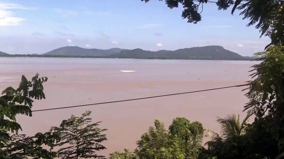 Brahmaputra water level rises after heavy rainfall in Assam