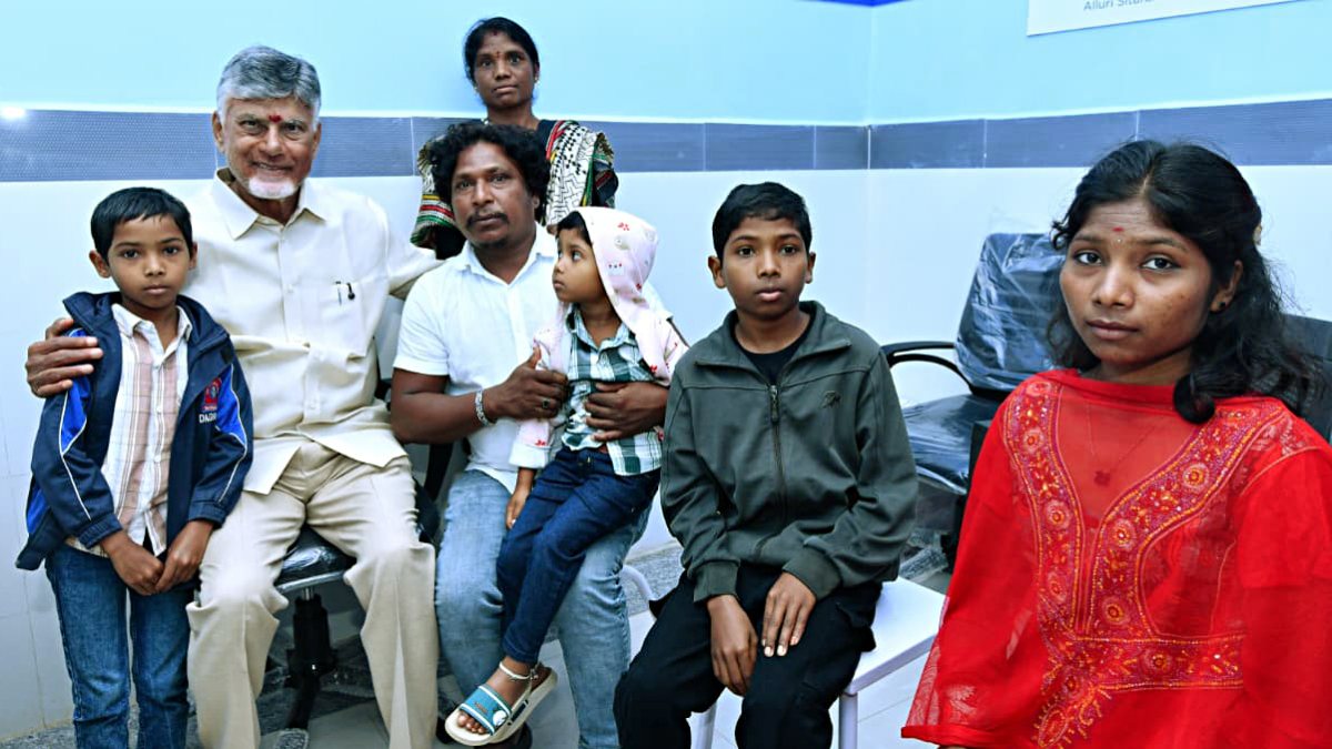 CM Naidu joins Sanjeevani group photo in Araku Valley