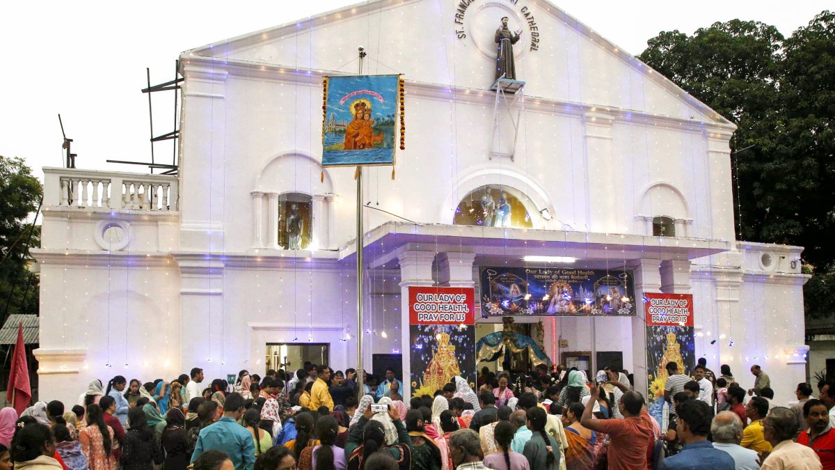 Christian devotees hoist Mother Mary flag at Bhopal cathedral festival