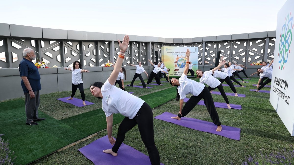 PM Modi joins yoga session in Tashkent