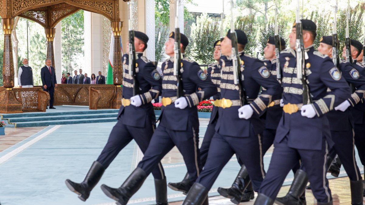 PM Modi gets ceremonial welcome in Tashkent for talks with Uzbek president