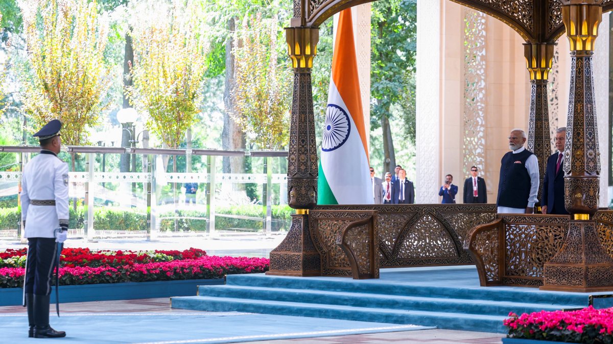 PM Modi receives Guard of Honour in Tashkent