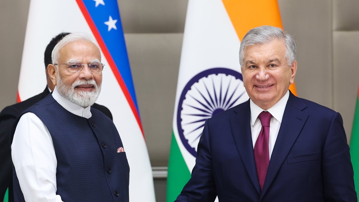 Modi meets Uzbekistan president at joint press meet in Tashkent