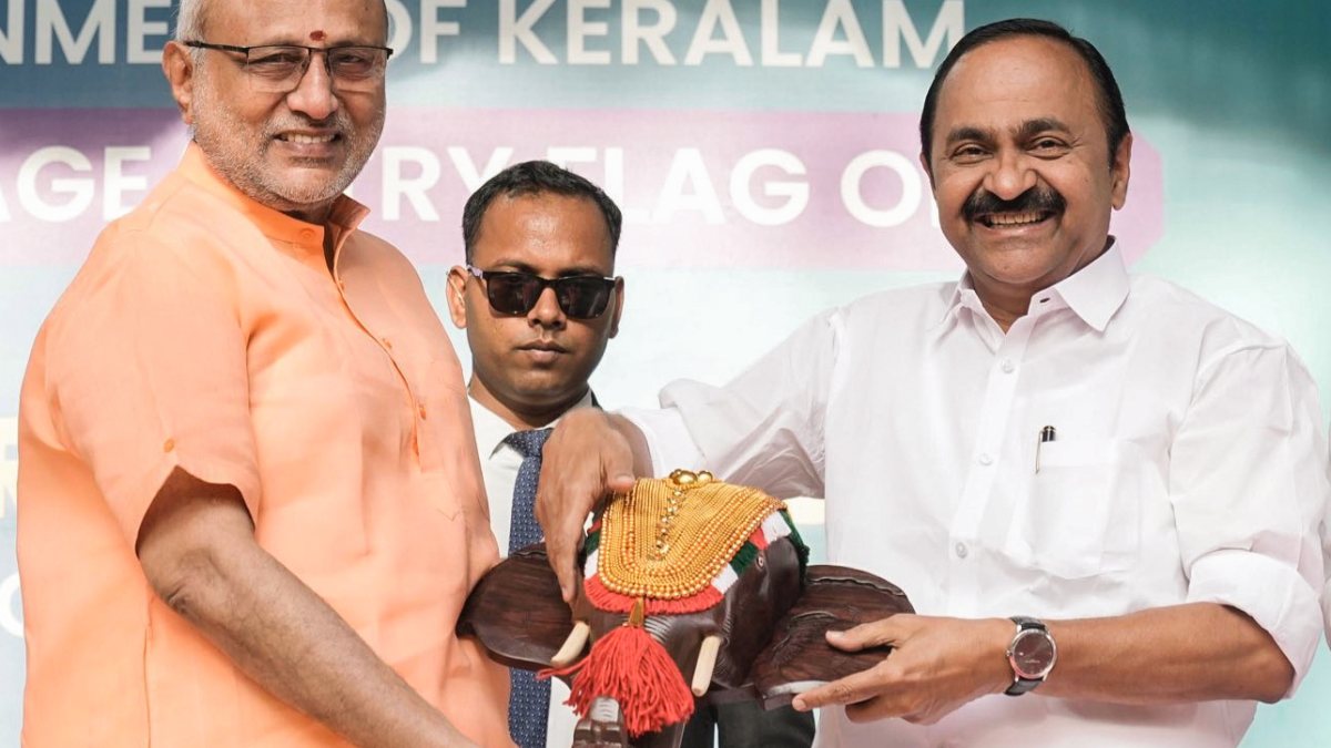VP felicitated at Onam week closing ceremony