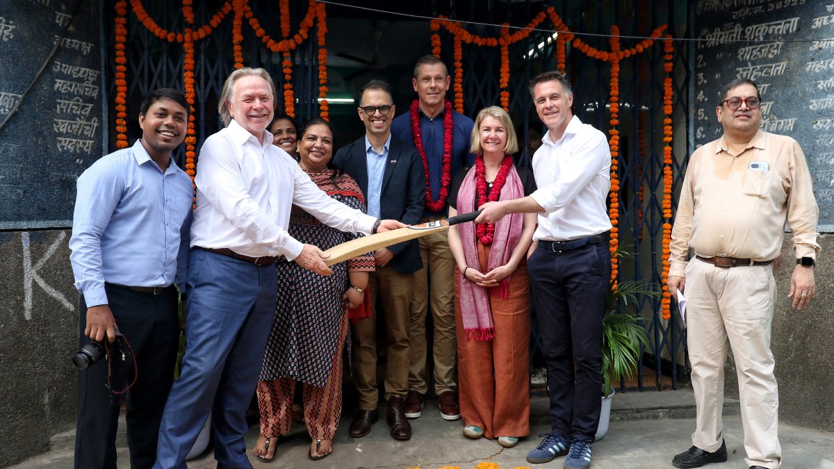 NSW Premier Chris Minns visits Delhi health centre on India trip