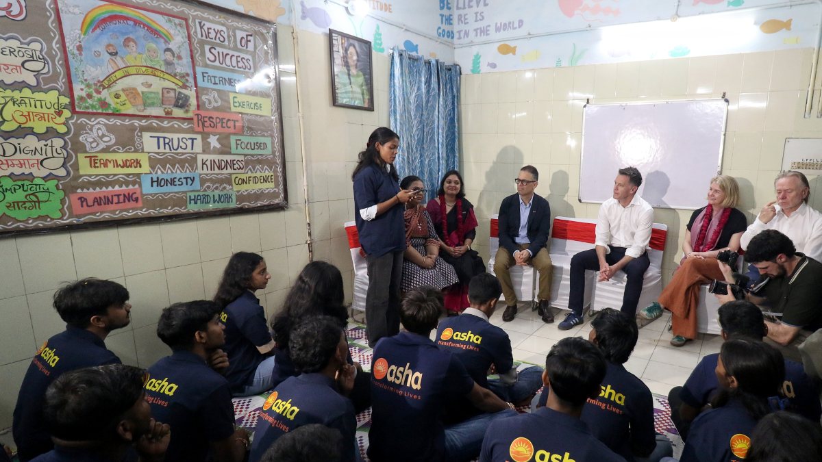 New South Wales premier visits Delhi health centre, meets children