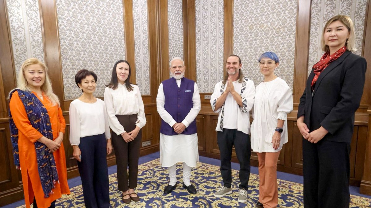 PM Modi clicks group photo with dignitaries at SCO Summit in Bishkek