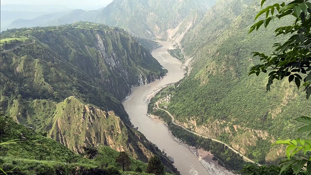 Chenab River swells as Salal Dam gates opened after heavy rain