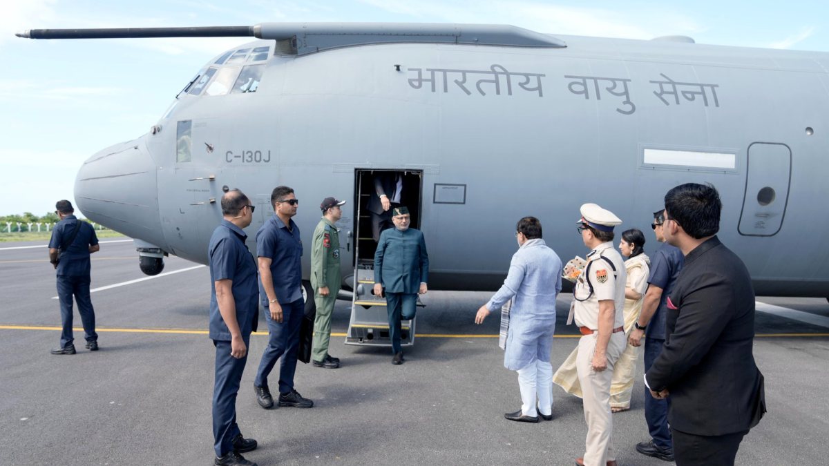 VP Radhakrishnan arrives in Lakshadweep, received by administrator