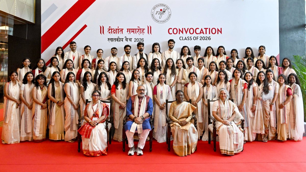 President attends NIFT convocation with minister, graduates