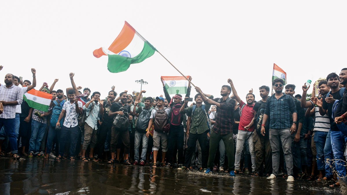 Kolkata police job aspirants protest for final results