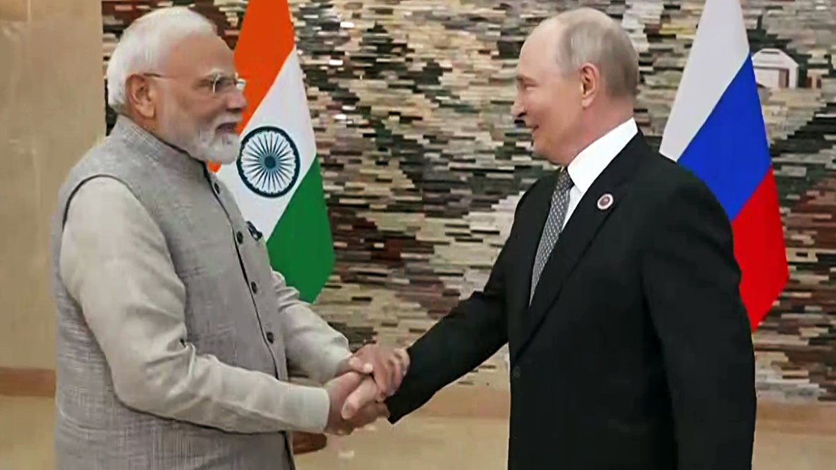 Modi and Putin shake hands ahead of SCO bilateral talks