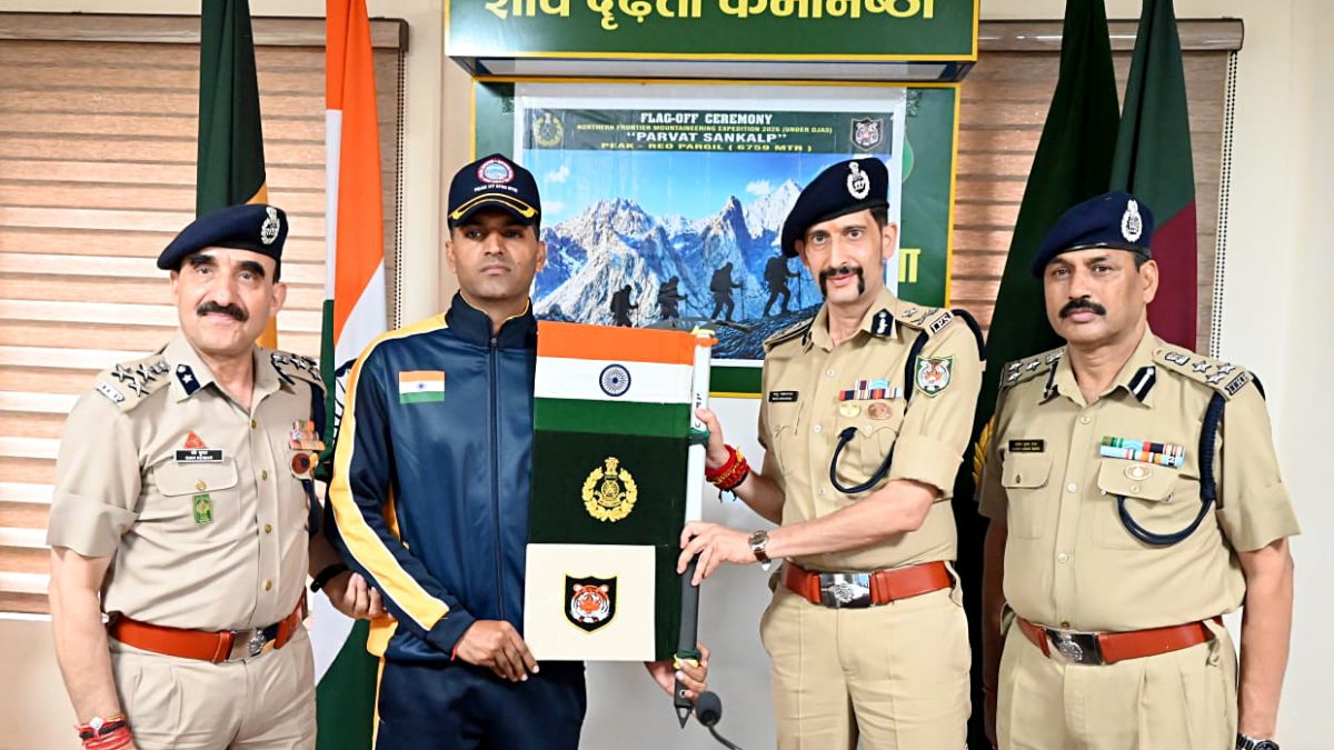 ITBP flags off Parvat Sankalp-2026 expedition in Shimla