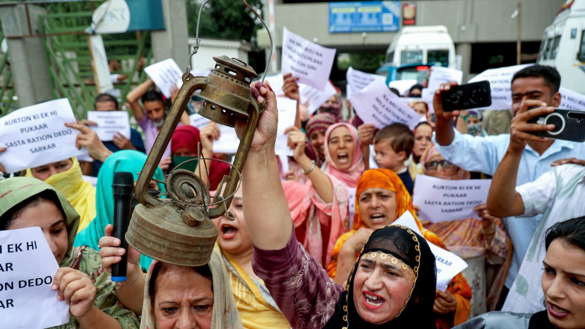 Apni Party women's wing protests in Srinagar over issues