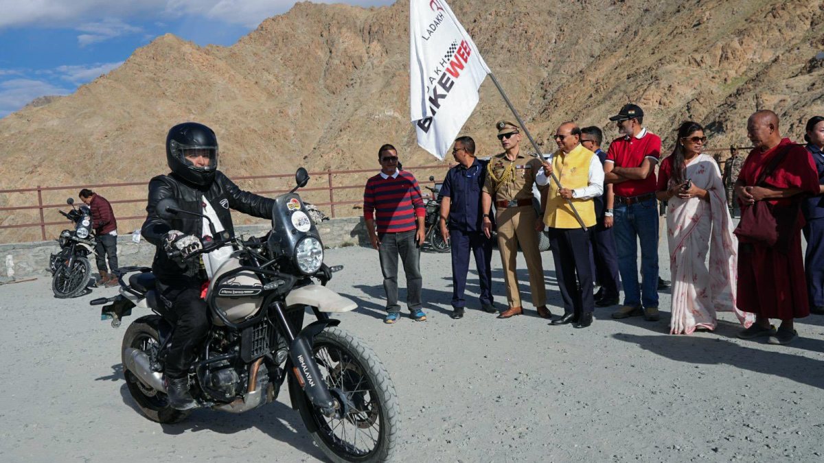 Ladakh LG flags off bike week in Leh